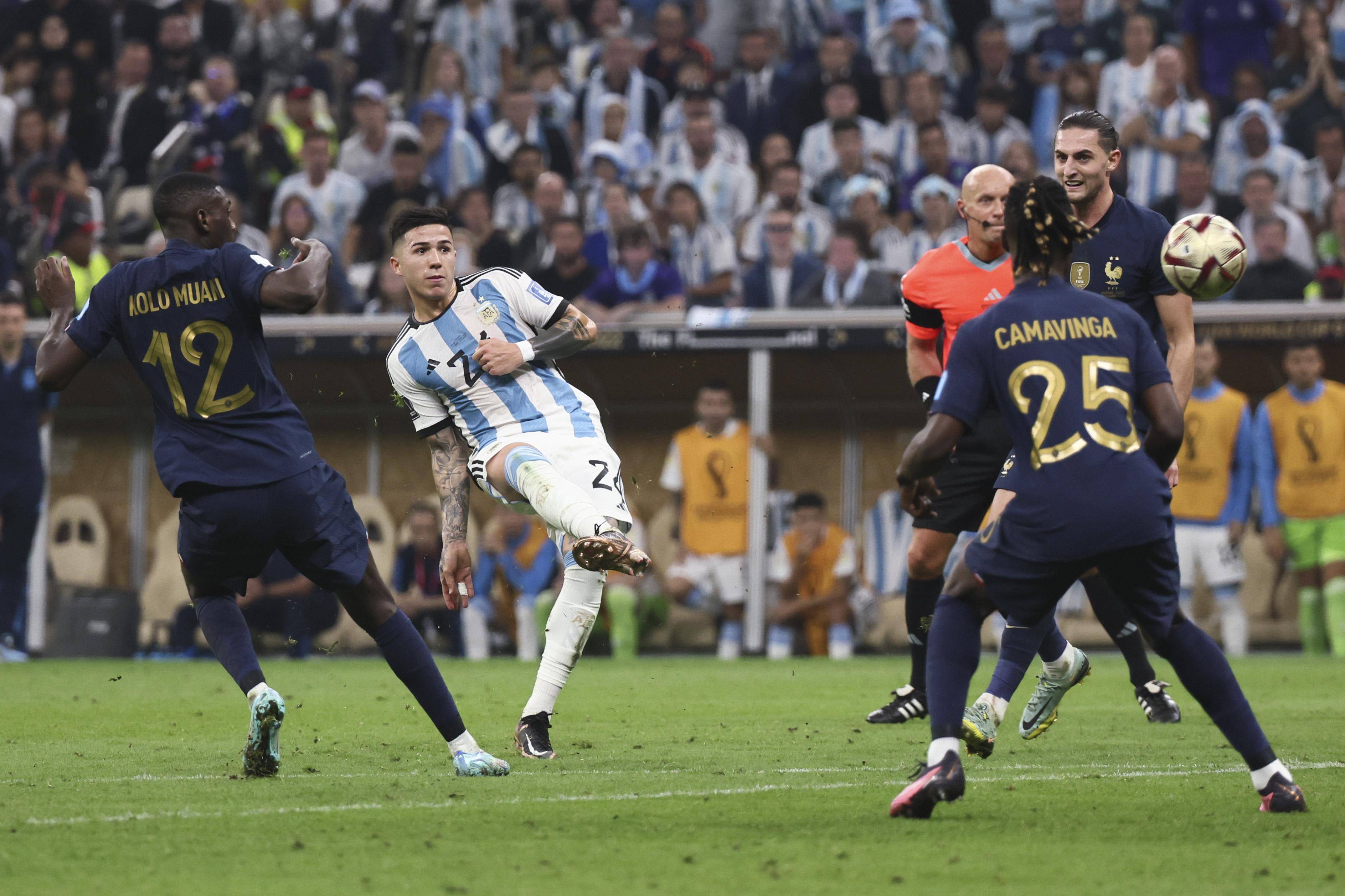 关于精彩连连!美洲洲际足球赛即将决出最终胜者的信息 关于精彩连连!美洲洲际足球赛即将决出最终胜者的信息