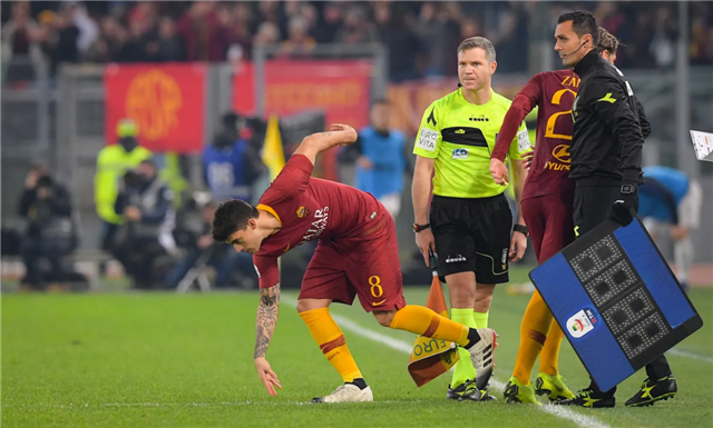 爱游戏大厅-包含那不勒斯客场大捷，灭掉直接竞争对手的词条