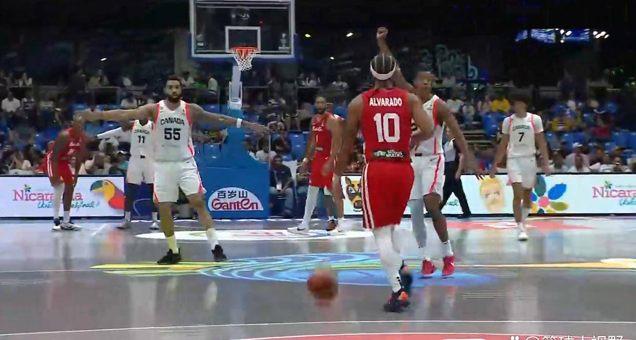 爱游戏APP-中国男篮血洗灰熊，乔治·希尔送出助攻的简单介绍