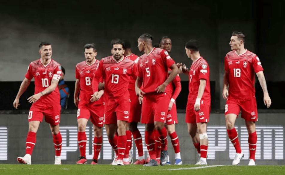 爱游戏体育-包含瑞士客场胜利，锁定欧洲杯参赛资格的词条