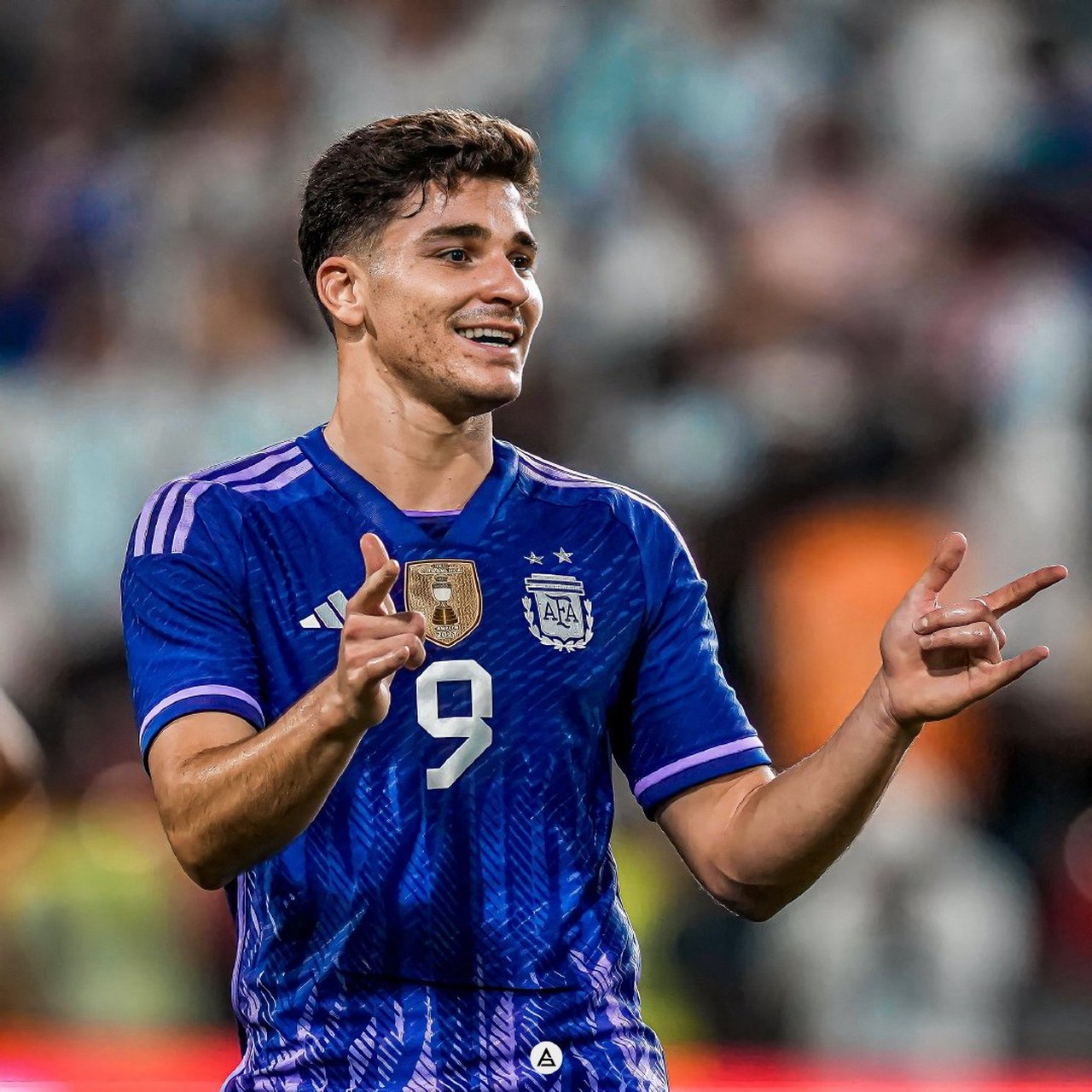 爱游戏-包含哥伦比亚爆冷塞内加尔，阿尔瓦雷斯送出助攻的词条